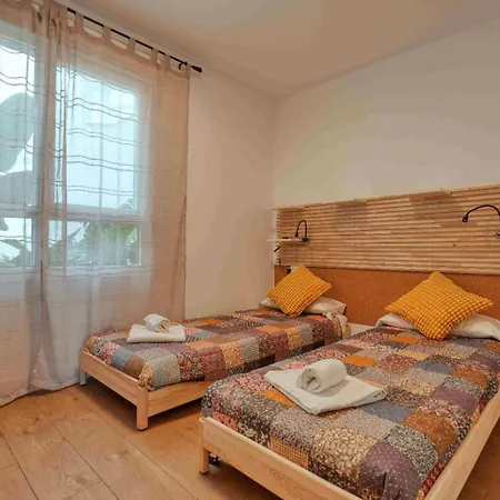 Isea Views Calaceite Apartment